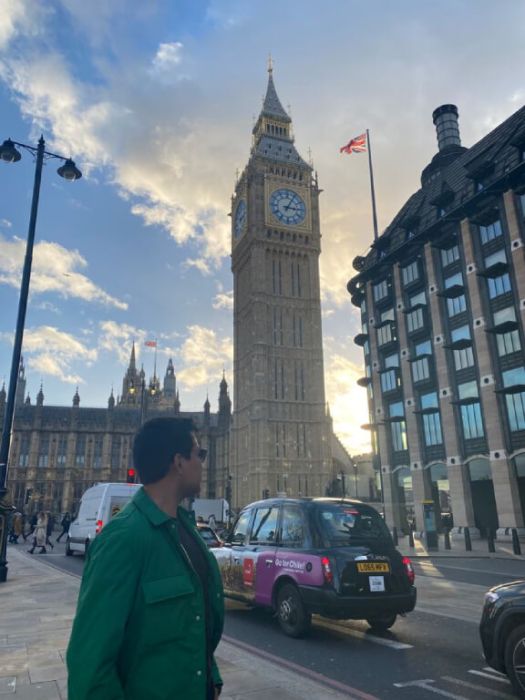 Aaron em Londres